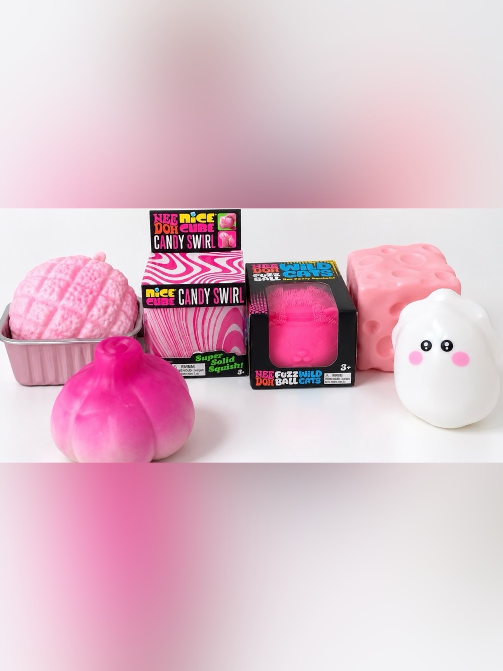 Pink squishy bundle. 2 authentic Needoh, Crunchy Oyster, moldable Squeezeluck&